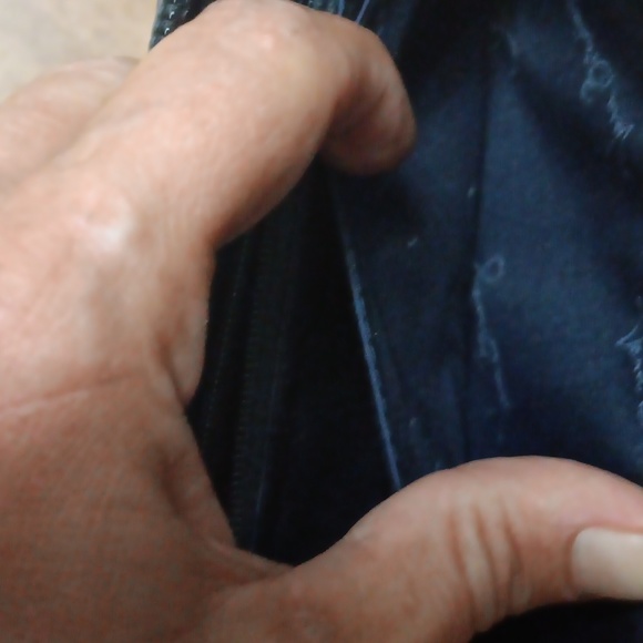 NWOT VERA BRADLEY LONG ZIP WALLET - Picture 9 of 9